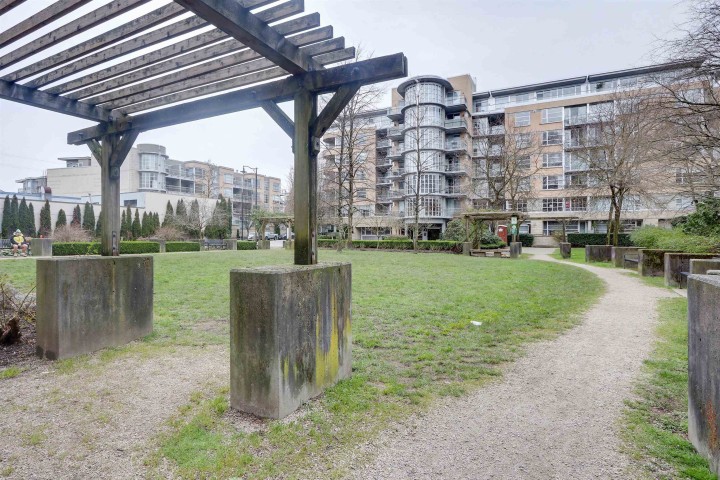 Photo 29 at 206 - 2137 W 10th Avenue, Kitsilano, Vancouver West