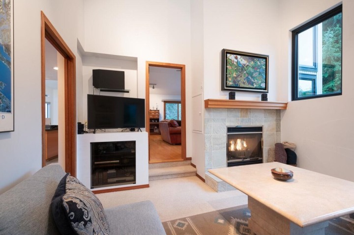 Photo 12 at 1605 Lockehaven Road, Deep Cove, North Vancouver