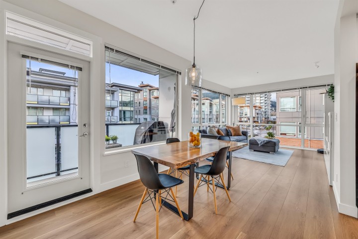 Photo 9 at 404 - 2632 Library Lane, Lynn Valley, North Vancouver