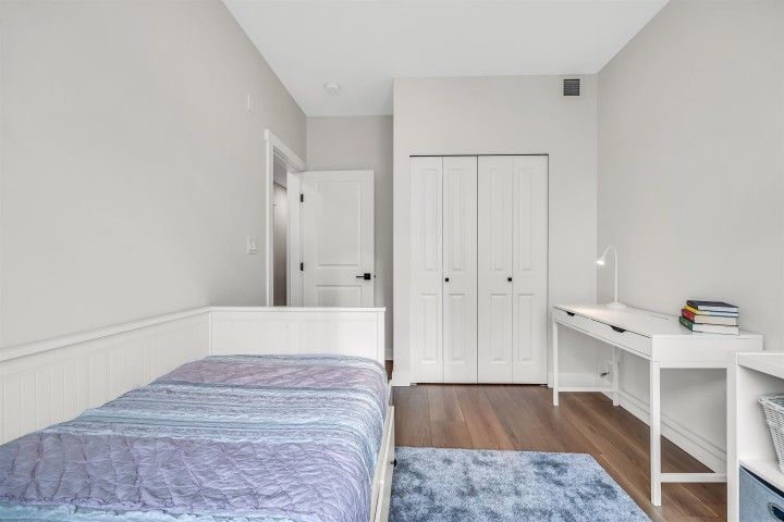 Photo 21 at 404 - 2632 Library Lane, Lynn Valley, North Vancouver