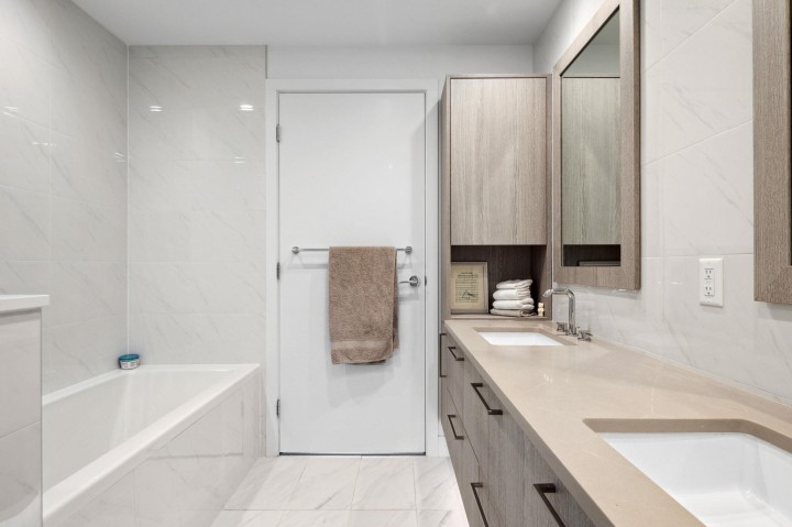 Photo 6 at 201 - 707 E 3rd Street, Queensbury, North Vancouver