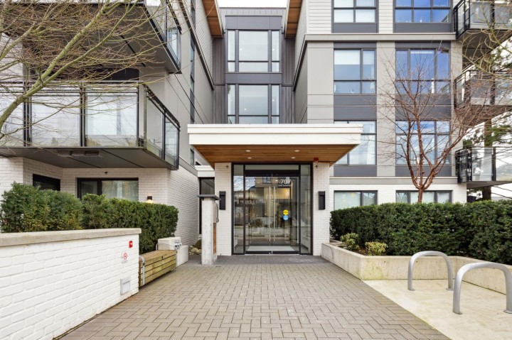 Photo 34 at 201 - 707 E 3rd Street, Queensbury, North Vancouver