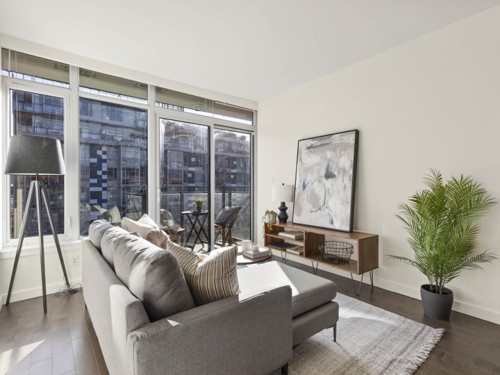 Photo 2 at 608 - 38 W 1st Avenue, False Creek, Vancouver West