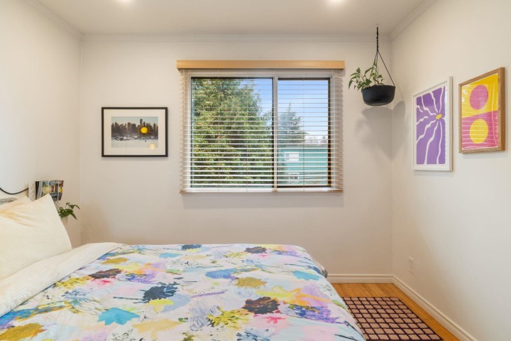 Photo 13 at 305 - 2001 Balsam Street, Kitsilano, Vancouver West