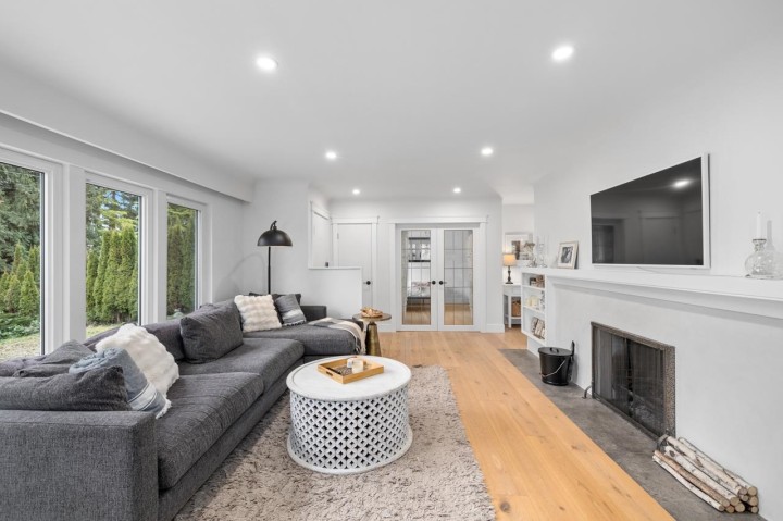 Photo 8 at 2524 Bendale Road, Blueridge NV, North Vancouver