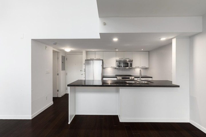 Photo 9 at PH7 - 1288 Chesterfield Avenue, Central Lonsdale, North Vancouver