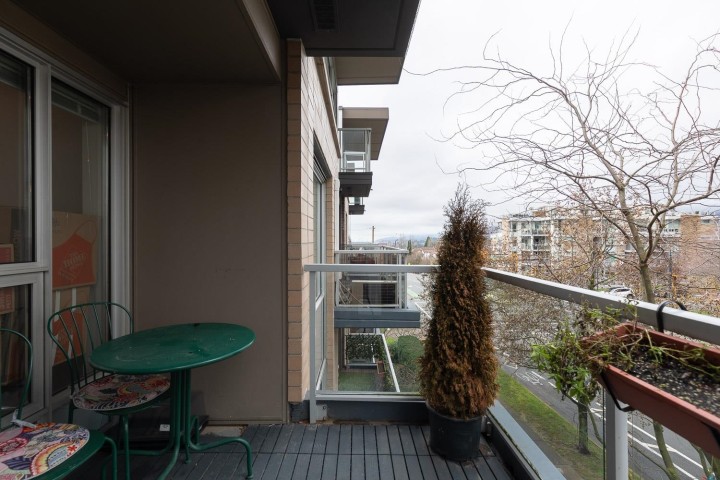 Photo 18 at PH7 - 1288 Chesterfield Avenue, Central Lonsdale, North Vancouver