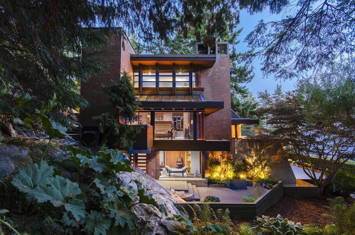 Photo 1 at 4651 Marine Drive, Caulfeild, West Vancouver