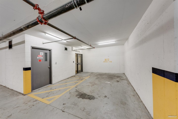 Photo 12 at 513 - 63 W 2nd Avenue, False Creek, Vancouver West