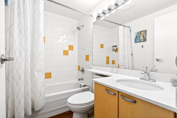 Photo 18 at 507 - 1249 Granville Street, Downtown VW, Vancouver West