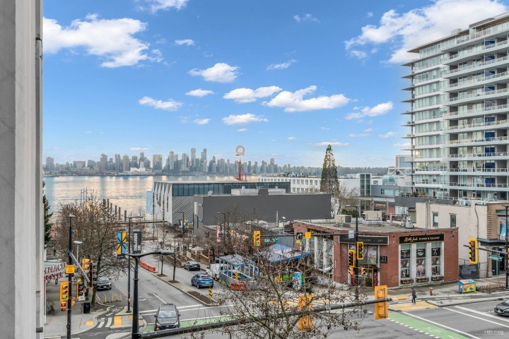 Photo 2 at 409 - 100 E Esplanade Street, Lower Lonsdale, North Vancouver