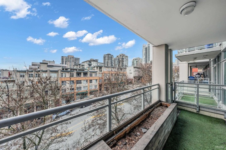 Photo 25 at 409 - 100 E Esplanade Street, Lower Lonsdale, North Vancouver