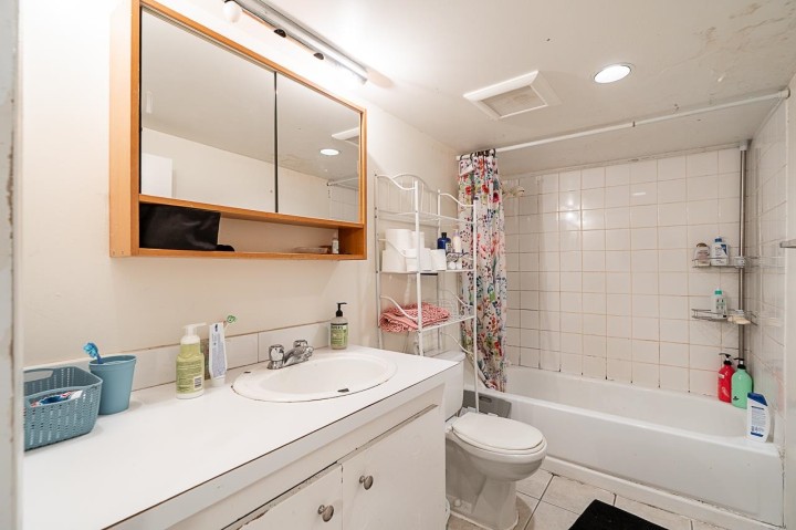 Photo 24 at 4534 W 5th Avenue, Point Grey, Vancouver West