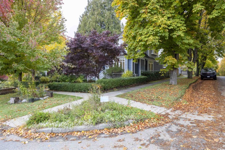 Photo 3 at 4203 W 14th Avenue, Point Grey, Vancouver West