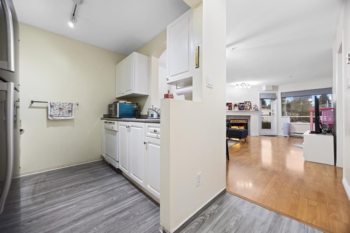 Photo 13 at 207 - 3628 Rae Avenue, Collingwood VE, Vancouver East