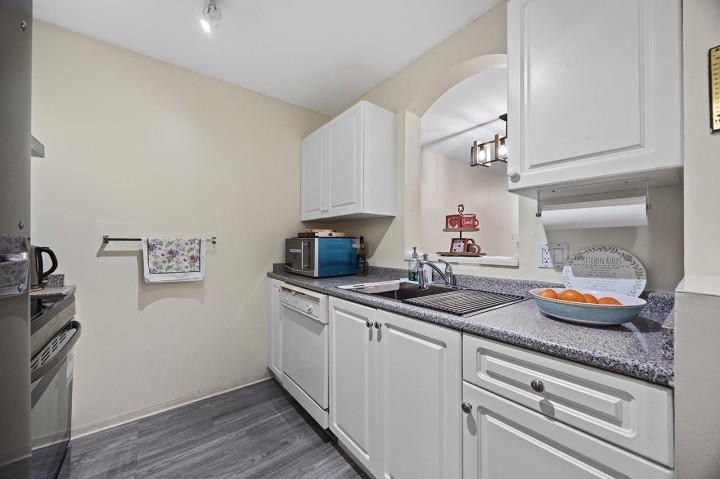 Photo 14 at 207 - 3628 Rae Avenue, Collingwood VE, Vancouver East