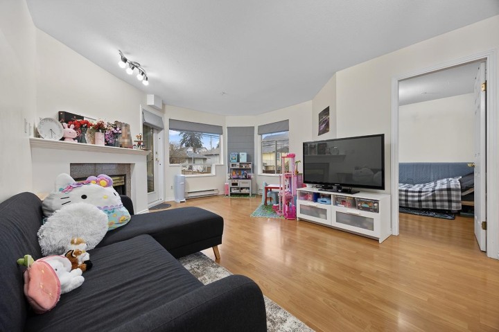 Photo 19 at 207 - 3628 Rae Avenue, Collingwood VE, Vancouver East