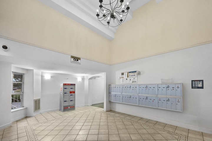 Photo 8 at 207 - 3628 Rae Avenue, Collingwood VE, Vancouver East