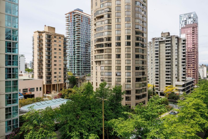 Photo 12 at 809 - 1331 Alberni Street, West End VW, Vancouver West