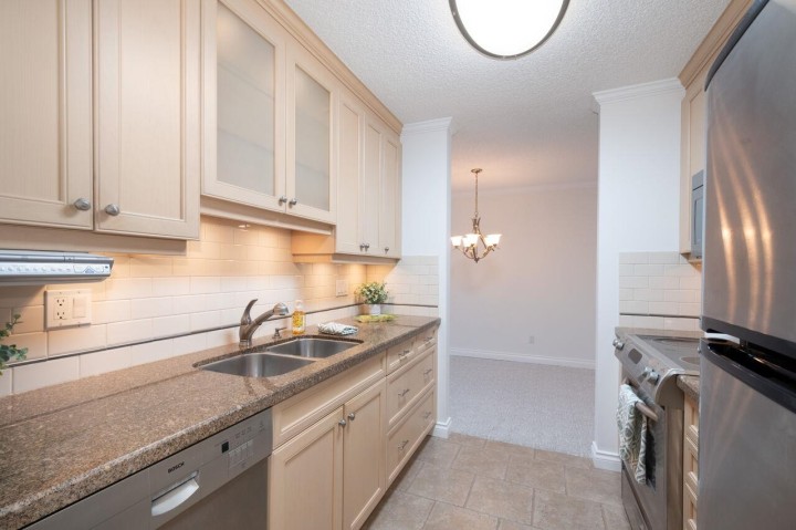 Photo 3 at 207 - 333 Wethersfield Drive, South Cambie, Vancouver West