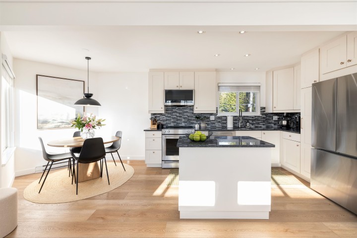 Photo 2 at 416 St. Georges Avenue, Lower Lonsdale, North Vancouver