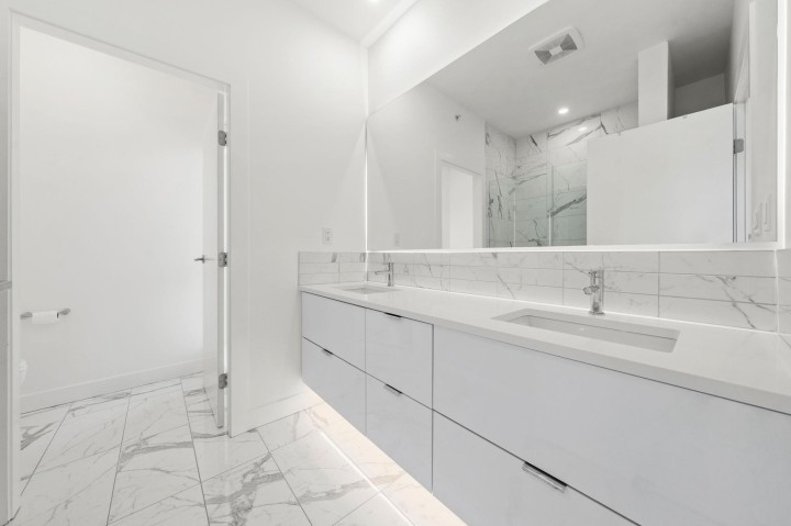 Photo 17 at 43 - 3596 Salal Drive, Roche Point, North Vancouver