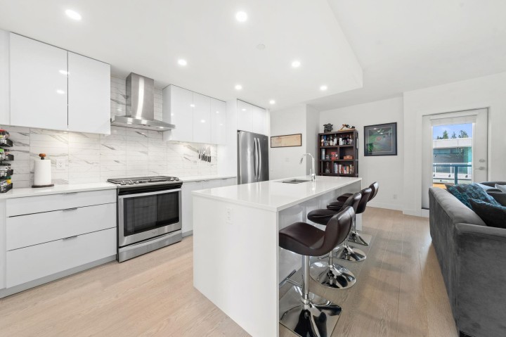 Photo 1 at 43 - 3596 Salal Drive, Roche Point, North Vancouver