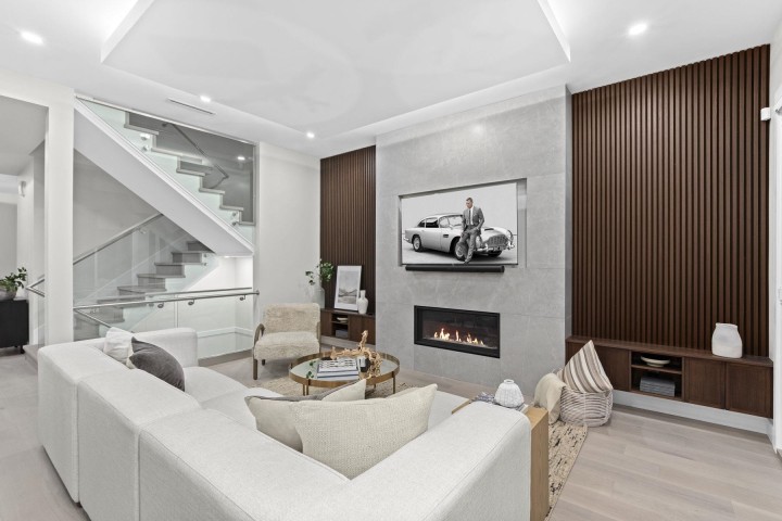 Photo 17 at 3073 Fromme Road, Lynn Valley, North Vancouver