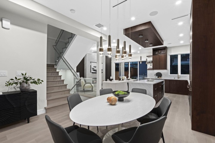 Photo 10 at 3073 Fromme Road, Lynn Valley, North Vancouver