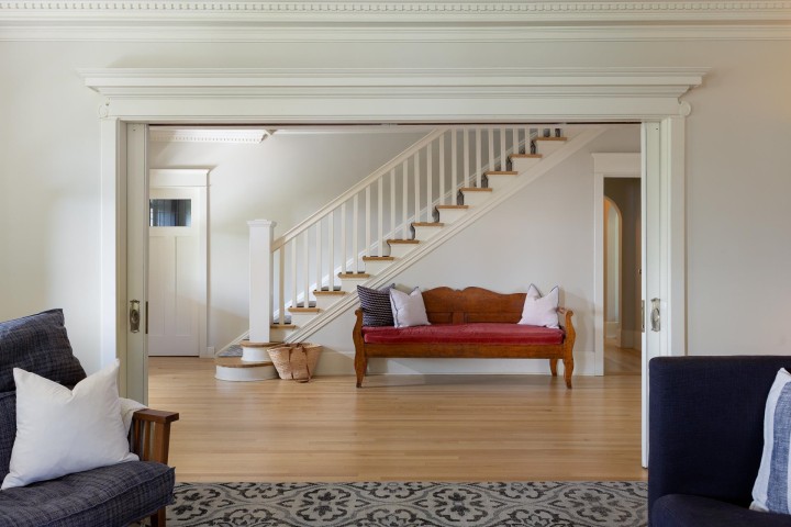 Photo 3 at 3545 Dowsley Court, Upper Lonsdale, North Vancouver