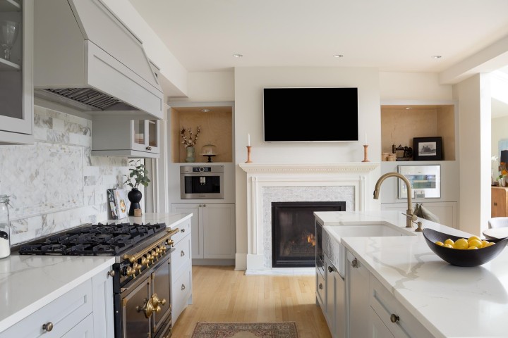 Photo 9 at 3545 Dowsley Court, Upper Lonsdale, North Vancouver