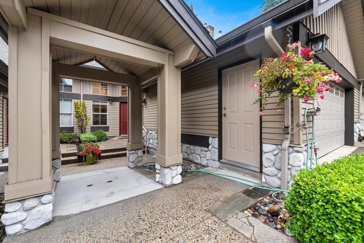 Photo 39 at 18 - 1550 Larkhall Crescent, Northlands, North Vancouver