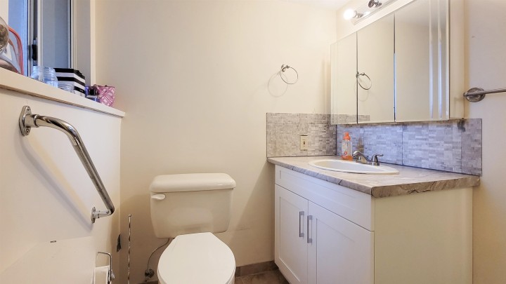 Photo 17 at 3595 Wellington Crescent, Edgemont, North Vancouver