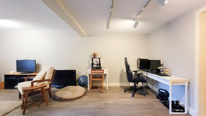 Photo 11 at 3595 Wellington Crescent, Edgemont, North Vancouver