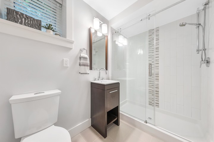 Photo 34 at 4106 Canterbury Crescent, Forest Hills NV, North Vancouver