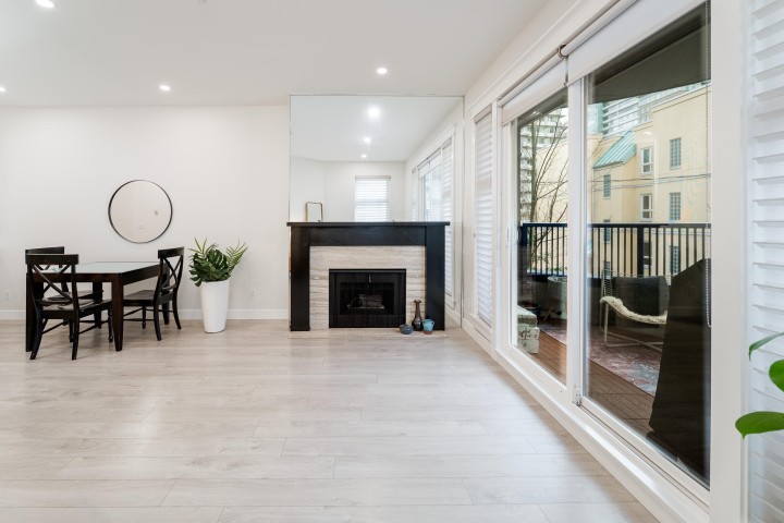 Photo 6 at 212 - 1924 Comox Street, West End VW, Vancouver West