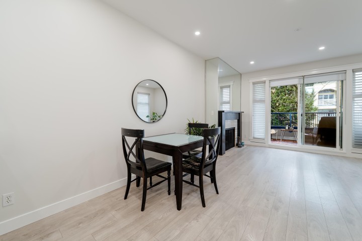 Photo 9 at 212 - 1924 Comox Street, West End VW, Vancouver West