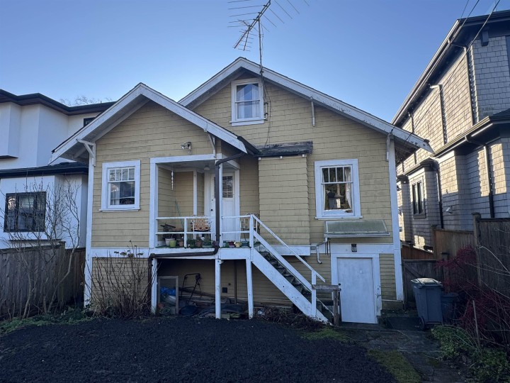 Photo 4 at 4653 W 8th Avenue, Point Grey, Vancouver West