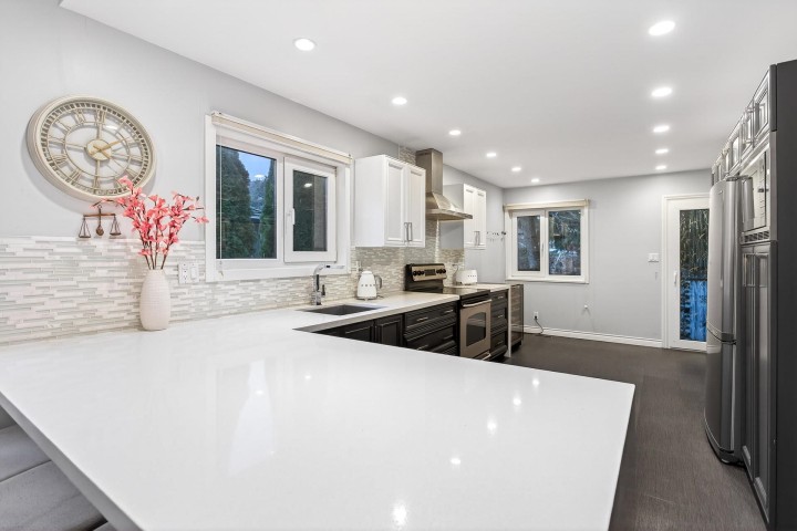 Photo 9 at 1614 Lynn Valley Road, Lynn Valley, North Vancouver