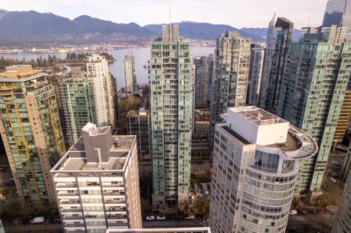 Photo 3 at 2106 - 1288 W Georgia Street, West End VW, Vancouver West