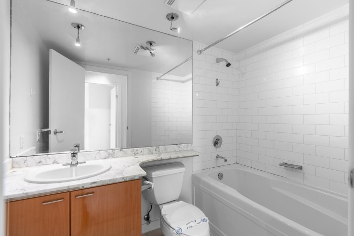 Photo 20 at 2106 - 1288 W Georgia Street, West End VW, Vancouver West