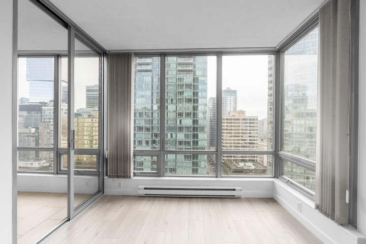 Photo 9 at 2106 - 1288 W Georgia Street, West End VW, Vancouver West