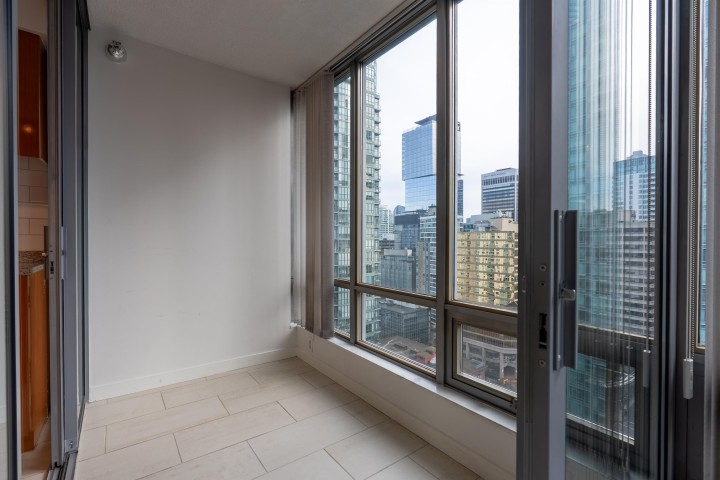 Photo 11 at 2106 - 1288 W Georgia Street, West End VW, Vancouver West