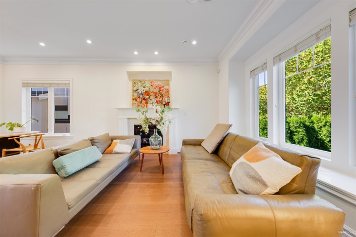 Photo 2 at 4042 W 20th Avenue, Dunbar, Vancouver West