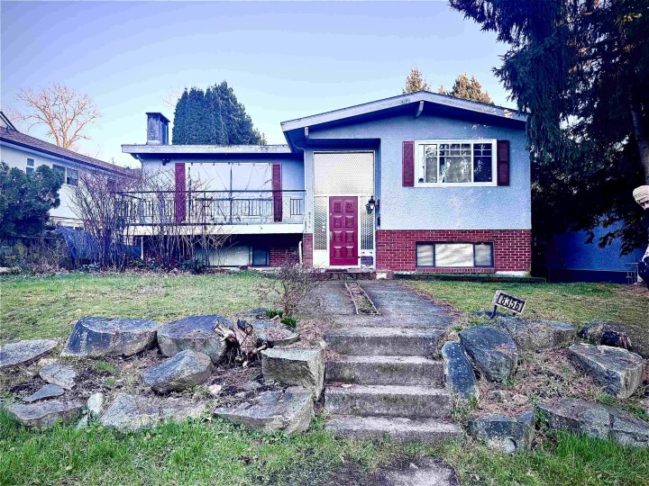 Photo 1 at 8356 Elliott Street, Fraserview VE, Vancouver East