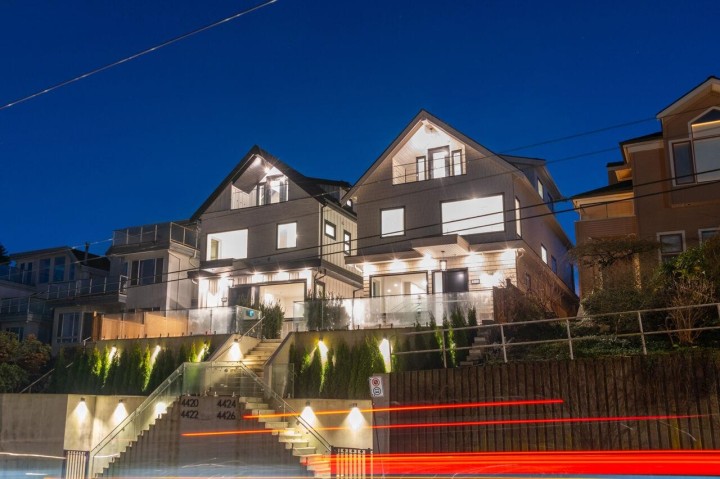 Photo 7 at 4426 W 4th Avenue, Point Grey, Vancouver West