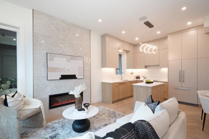 Photo 18 at 4426 W 4th Avenue, Point Grey, Vancouver West