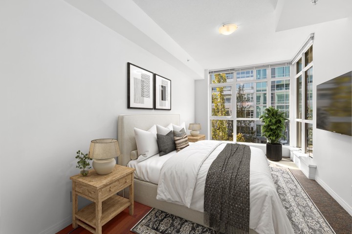 Photo 12 at 307 - 100 E Esplanade Avenue, Lower Lonsdale, North Vancouver