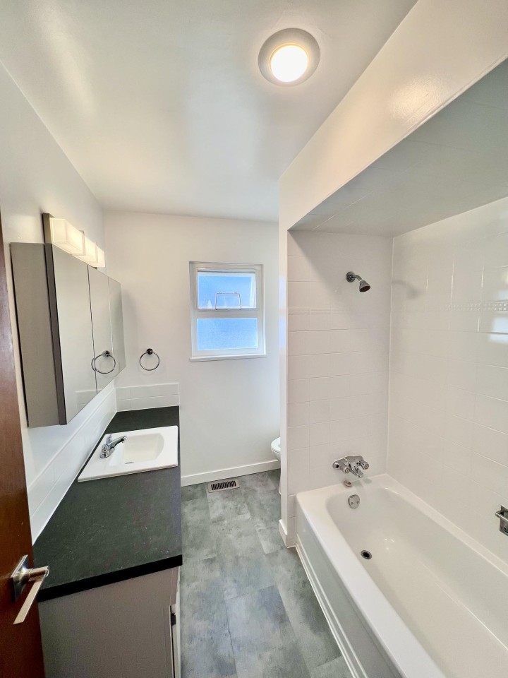 Photo 16 at 4695 Nanaimo Street, Victoria VE, Vancouver East