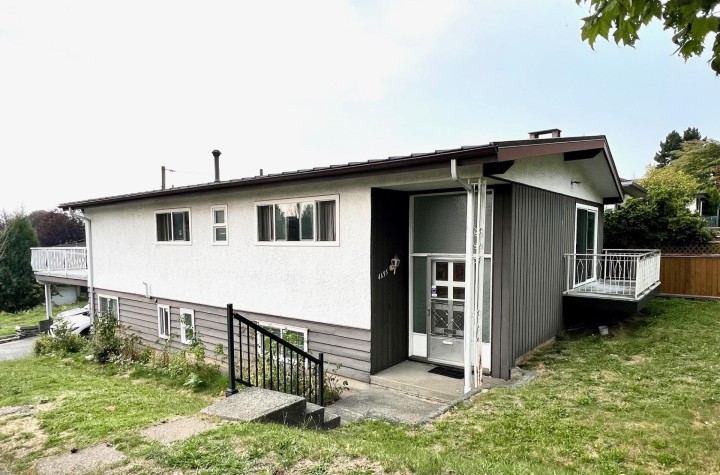 Photo 1 at 4695 Nanaimo Street, Victoria VE, Vancouver East